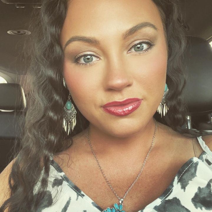 Profile Picture of Amanda Setliff (@arsetliff) on Tiktok