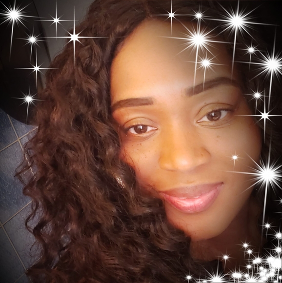 Profile Picture of Shandalee Duhaney (@shandaleed) on Poshmark