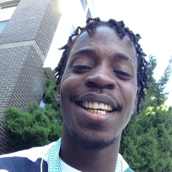 Profile Picture of Anderson Andrew (@andy19922314) on Poshmark