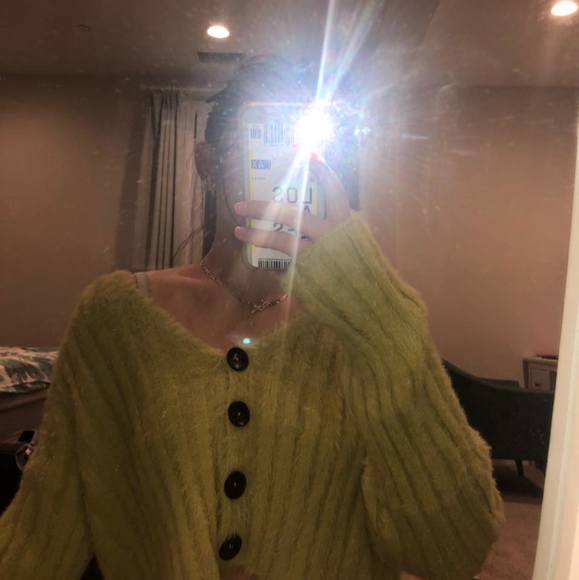 Profile Picture of Nan Ma (@mholidayn) on Poshmark