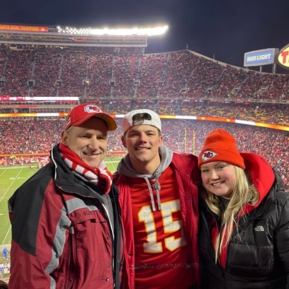 Profile Picture of Josh Miller (@joshmilleropk) on Poshmark