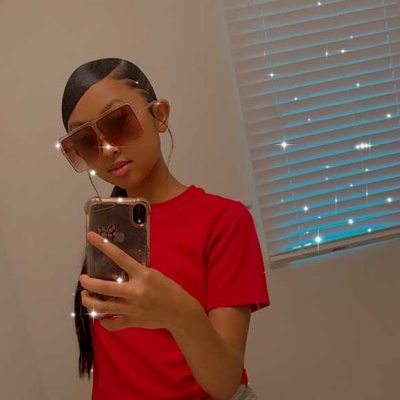Profile Picture of Jasmine Chhoeum (@jasmine_5599) on Poshmark