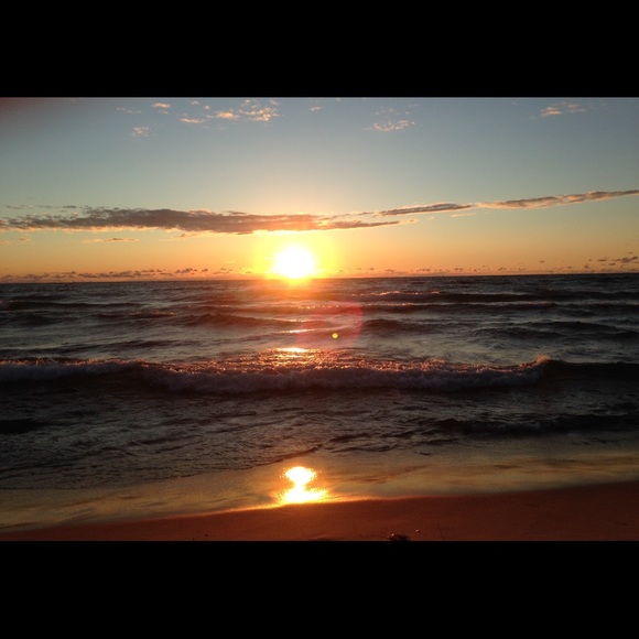 Profile Picture of Alexa Dankowski (@alexapaige10165) on Poshmark