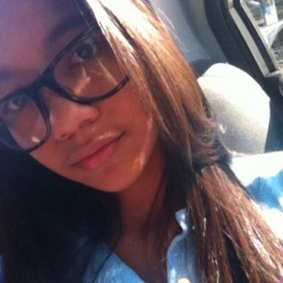 Profile Picture of Emily Burgos (@emily_burg_2002) on Twitter