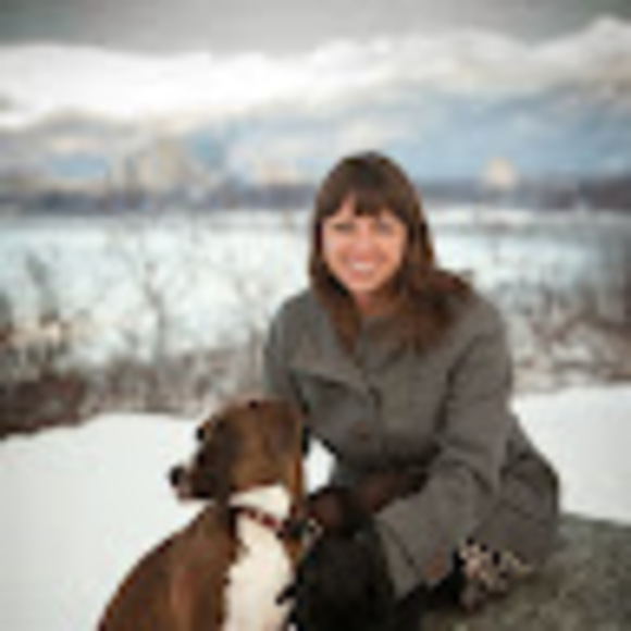 Profile Picture of Elizabeth Gobeski (@egobeski) on Poshmark