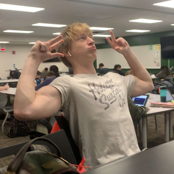 Profile Picture of michael_lease (@michael_lease) on Tiktok