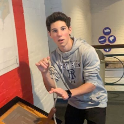 Profile Picture of Chris Calderone (@Caldescone) on Twitter