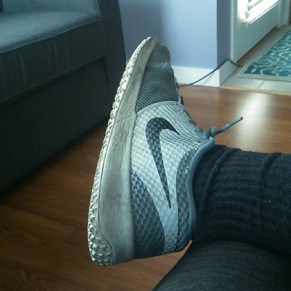 Profile Picture of Rogelio Rocha (@rogelioro) on Poshmark