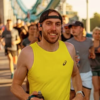 Profile Picture of Andrew Murray (@running_on_carbon) on Instagram