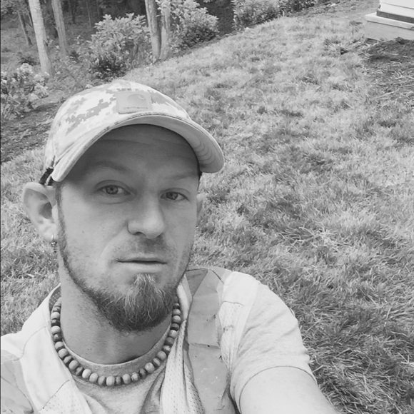 Profile Picture of Shawn Gibbs (@treegibbs) on Poshmark