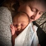 Profile Picture of Lori Thacker (@brouhahamama) on Instagram