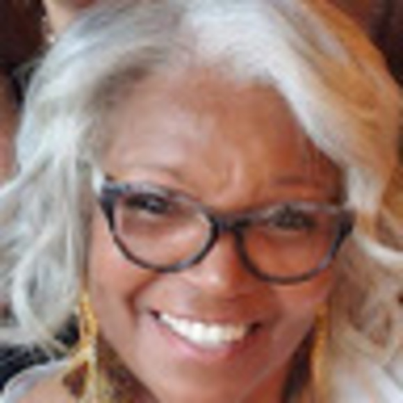 Profile Picture of Phyllis Cumberlander (@pcumberlander) on Poshmark