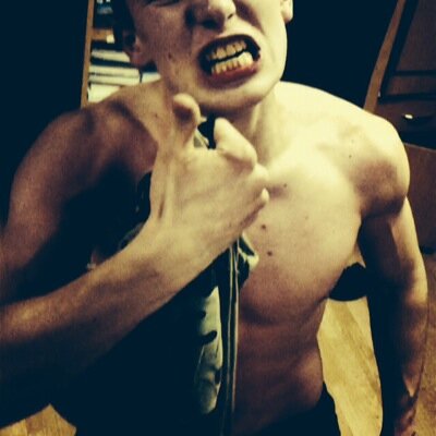 Profile Picture of Andy Kross (@_oKross) on Twitter