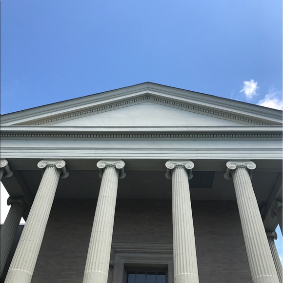 Profile Picture of Claudette Aldebot (@reyesclaud1983) on Poshmark