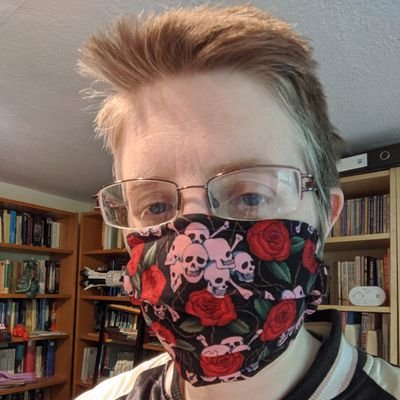 Profile Picture of Claire Simpson (@RexMagenta) on Twitter