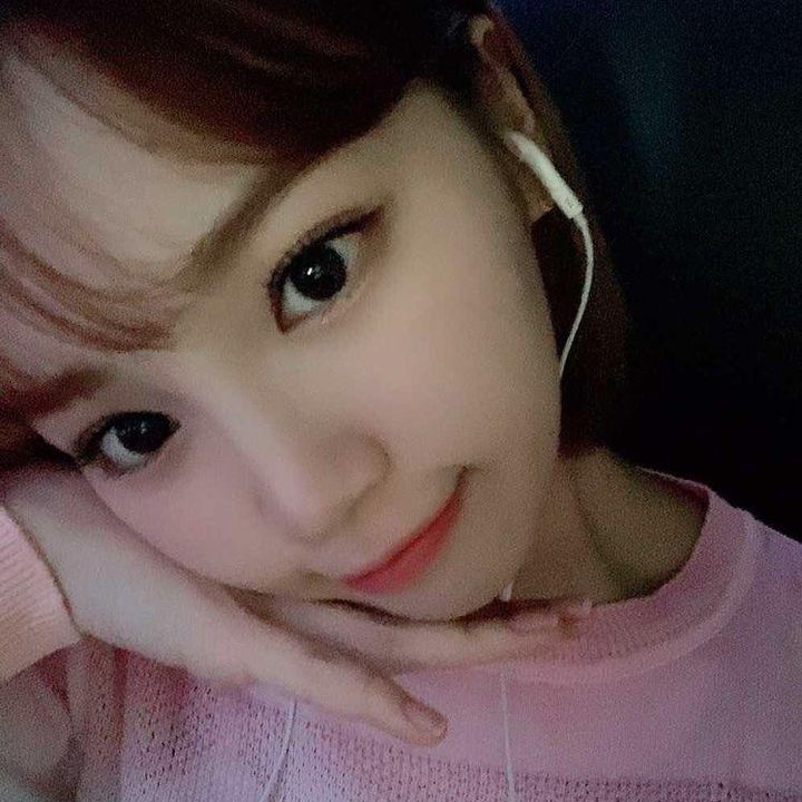 Profile Picture of val (@jimnify) on Tiktok