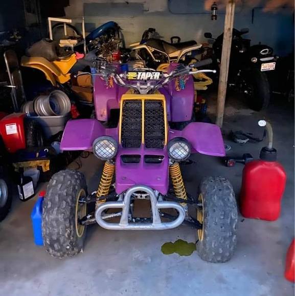 Profile Picture of John Bird (@javiyonbibbs) on Poshmark