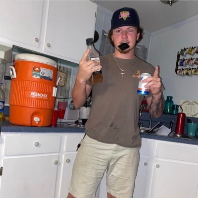 Matthew Bihlear - Twitter Profile Picture of Matthew Bihlear (@JamesMatty843) on Twitter