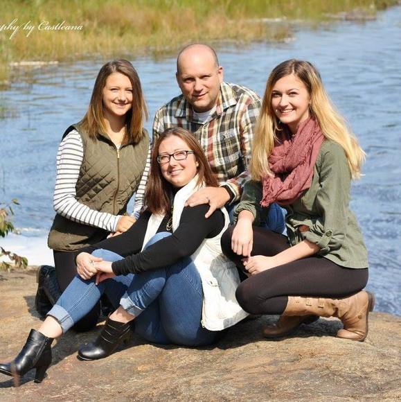 Profile Picture of Priscilla Picerno (@p_picerno) on Poshmark