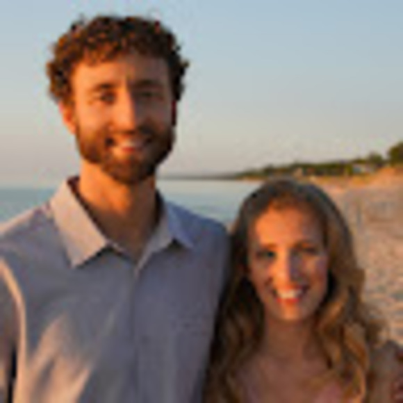 Profile Picture of Dan Buehring (@danbuehring) on Poshmark