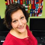 Profile Picture of Jacqueline O’Dell Klueh (@creativepapercrafting) on Instagram