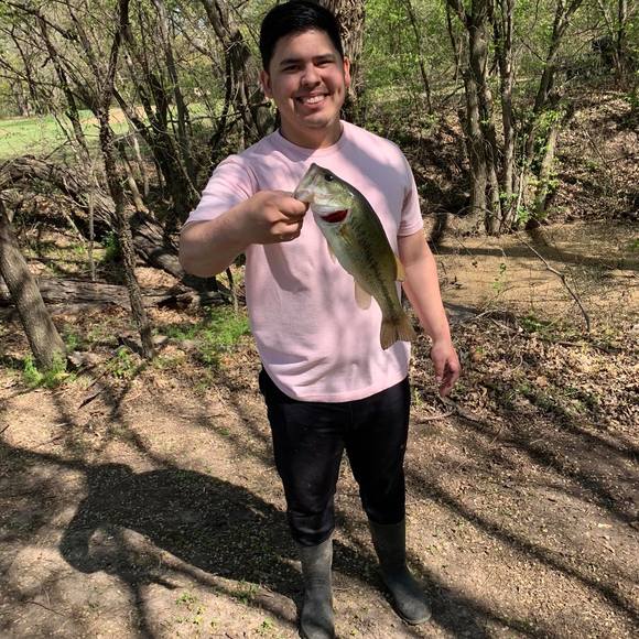 Profile Picture of Greg Castillo (@gregcastillo) on Poshmark