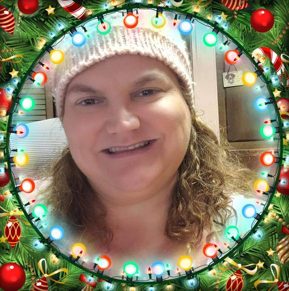 Profile Picture of Kimmie Wegrzynowicz (@kwegrzynowicz) on Poshmark