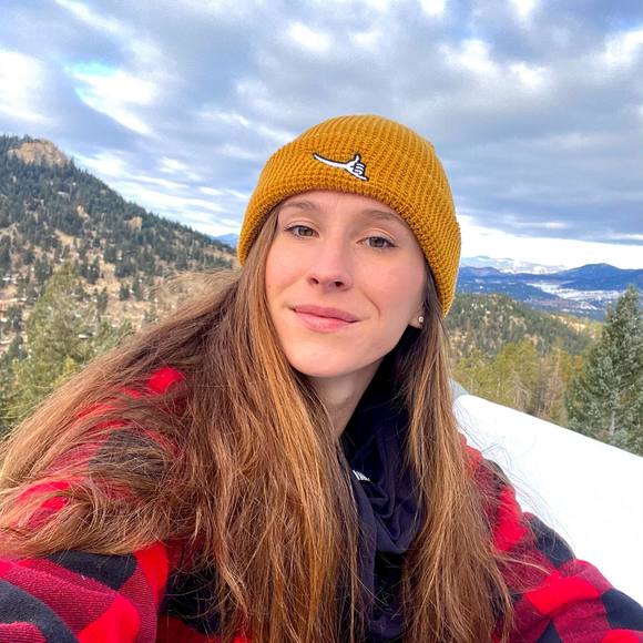 Profile Picture of Carrie Miskill (@cmisk21) on Poshmark