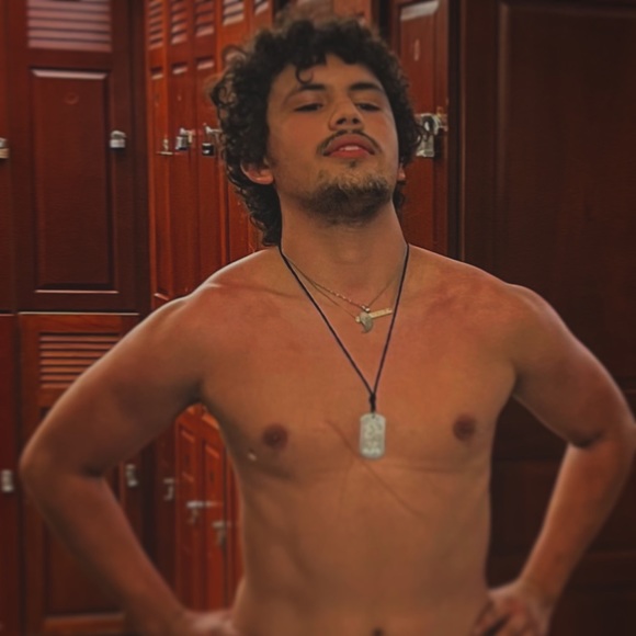 Profile Picture of Jose Loaiza (@joseloaiza2564) on Poshmark