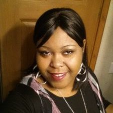 Profile Picture of Jacqueline Clay (@Jackie7796) on Twitter
