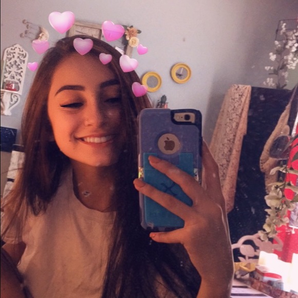 Profile Picture of Amanda Clifford (@amandaclifford) on Poshmark