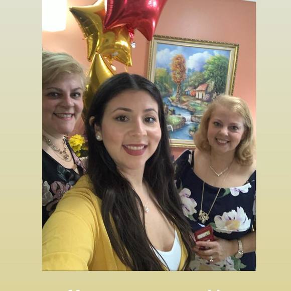 Profile Picture of Bianca Cejas (@biancacejas) on Poshmark