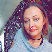 Profile Picture of Shana R Grant Tarot  (@shanargranttarot) on Youtube