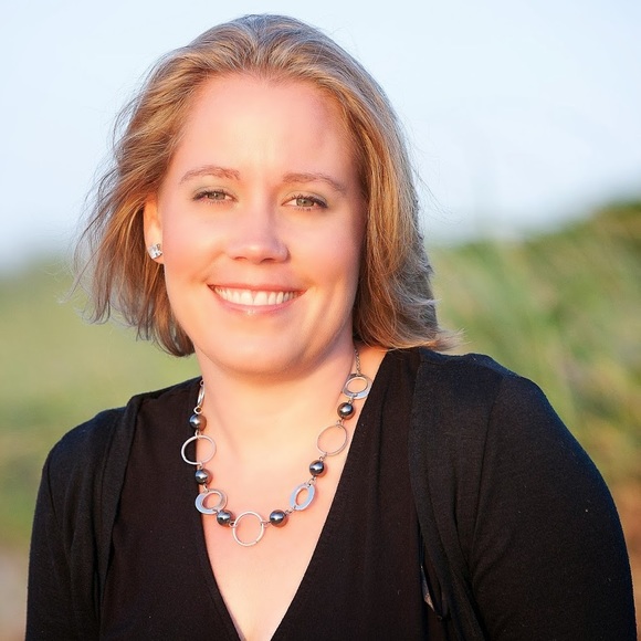 Profile Picture of Patricia Leaver (@trishamleaver) on Poshmark