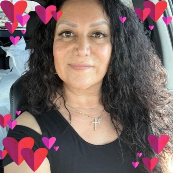 Profile Picture of Muñoz Yuli (@yolandagomez33) on Poshmark