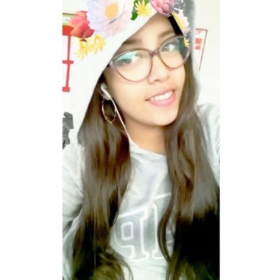 Profile Picture of Astrid La Rosa  🌸 (@Astridlarosa5) on Twitter