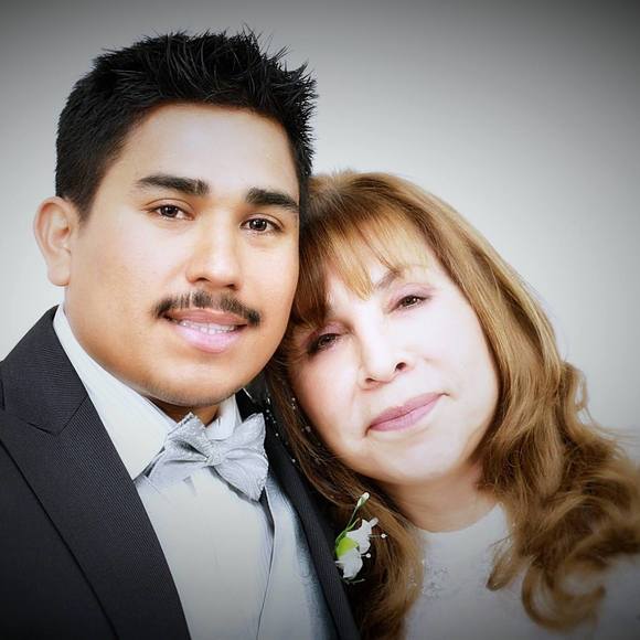 Profile Picture of Rolando Chumo (@rolandochumo) on Poshmark