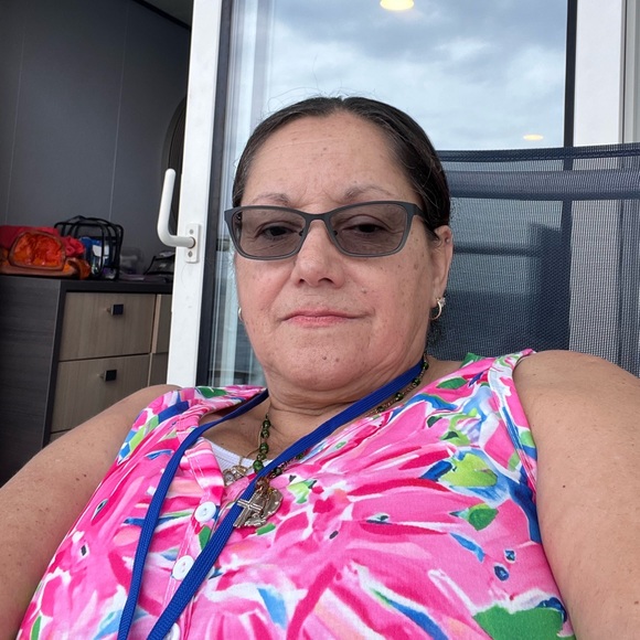 Profile Picture of Martha Fuentez (@mcfuentez1958) on Poshmark