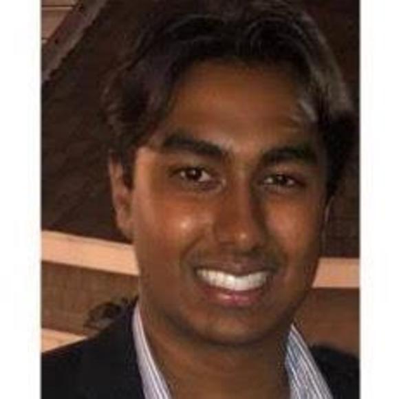 Profile Picture of Bibi Gladson (@bibigladson) on Poshmark