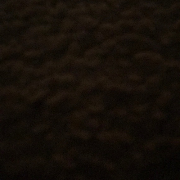 Profile Picture of Justin Olivan (@justinolivan) on Poshmark