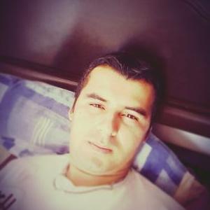 Profile Picture of Alexander Ribera H. (@alexanderibher) on Twitter