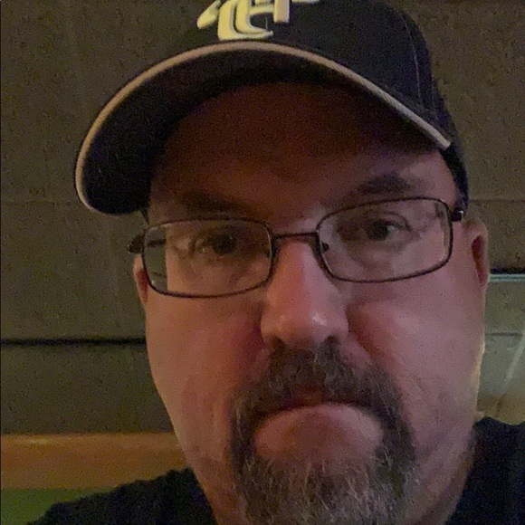 Profile Picture of Brian Hayes (@cleo1929) on Poshmark