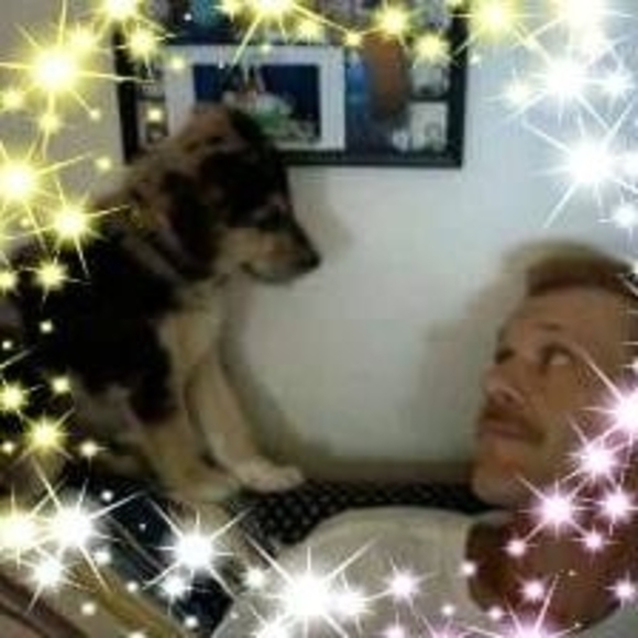 Profile Picture of Andy Jones (@akjones186) on Poshmark