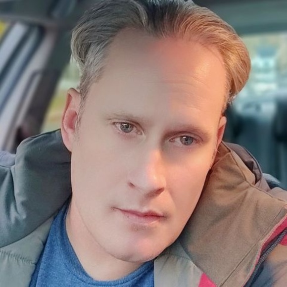 Profile Picture of Nathaniel jon Webb (@vermonthockey19) on Poshmark