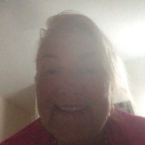 Profile Picture of Pamela Carroll (@skippybait) on Poshmark