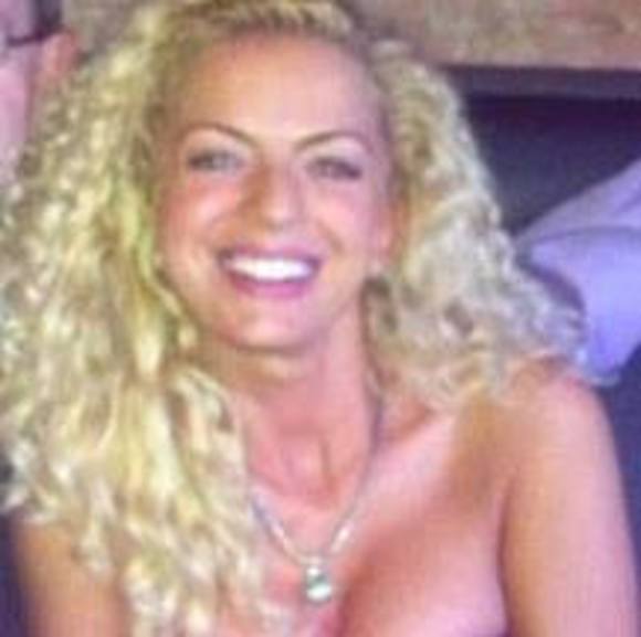 Profile Picture of Lenee Laco (@leneeim) on Poshmark