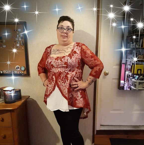 Profile Picture of Jodi Anderson (@jodianderson) on Poshmark