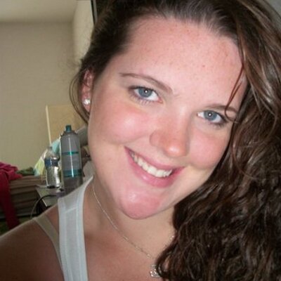 Profile Picture of Amanda Flaim (@mFlaimx3) on Twitter