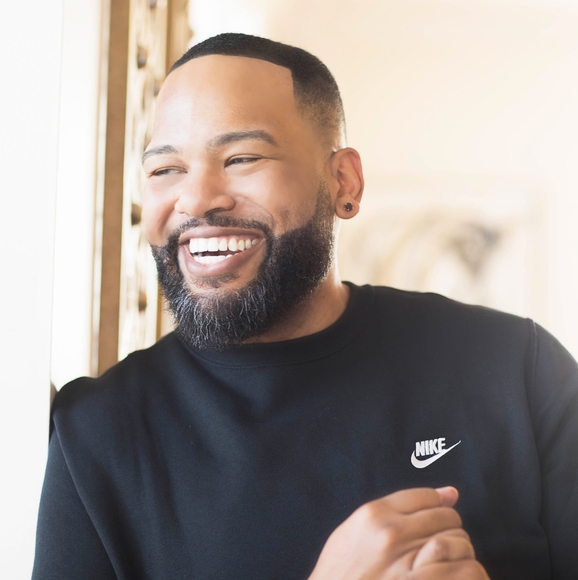 Profile Picture of Steven Mckinney (@mrsteviejr) on Poshmark