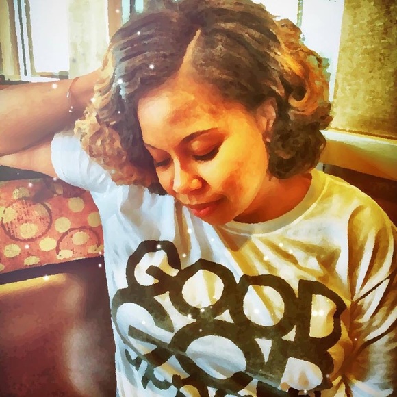 Profile Picture of Tamela Mcclurkin (@goldville) on Poshmark